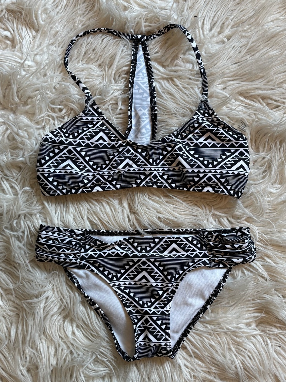 Delia’s Black/White Aztec Bikini Set Size S/M EUC